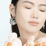 Gesang Flower Stud Earrings