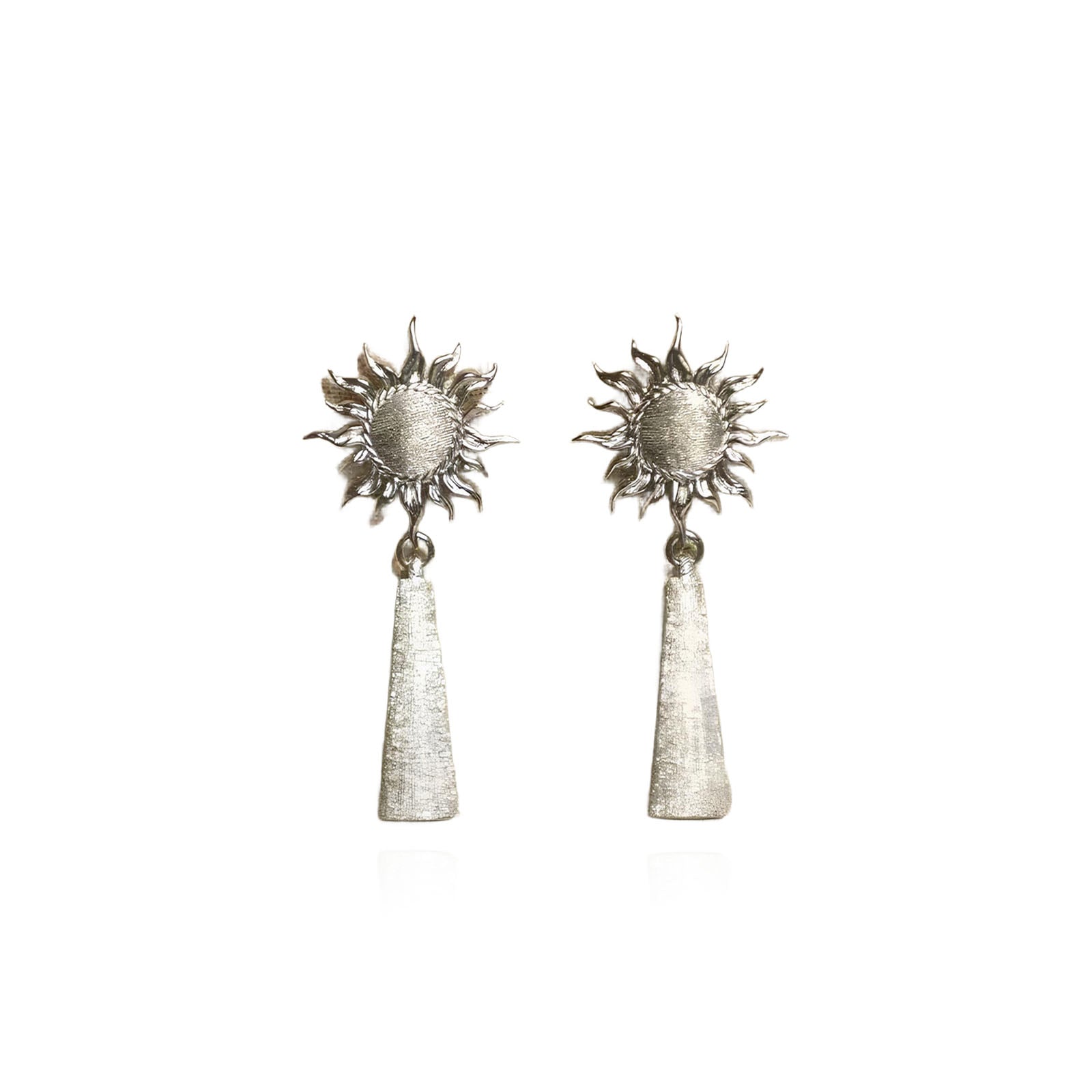 Luméclat Vintage Sculptural Sunflower Earrings